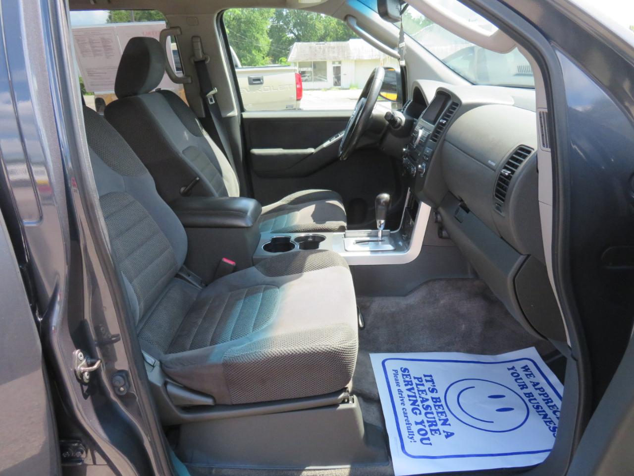 Nissan Pathfinder 2WD 4dr V6 SV 2011