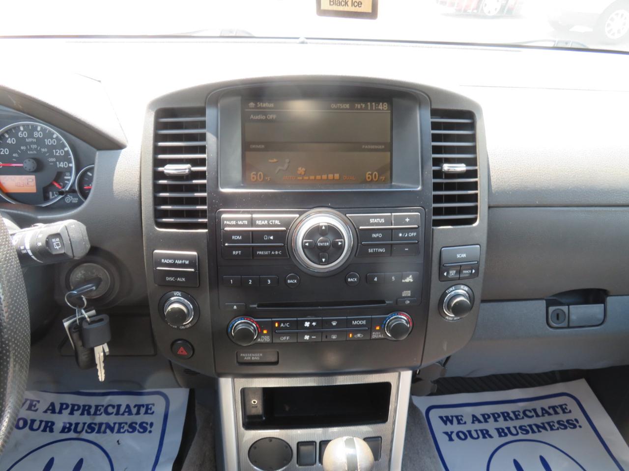 Nissan Pathfinder 2WD 4dr V6 SV 2011