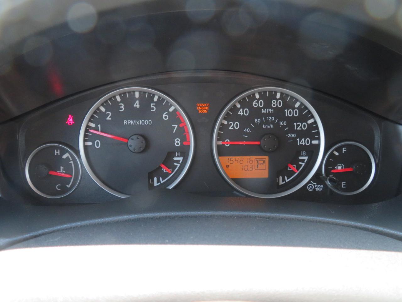 Nissan Pathfinder 2WD 4dr V6 SV 2011