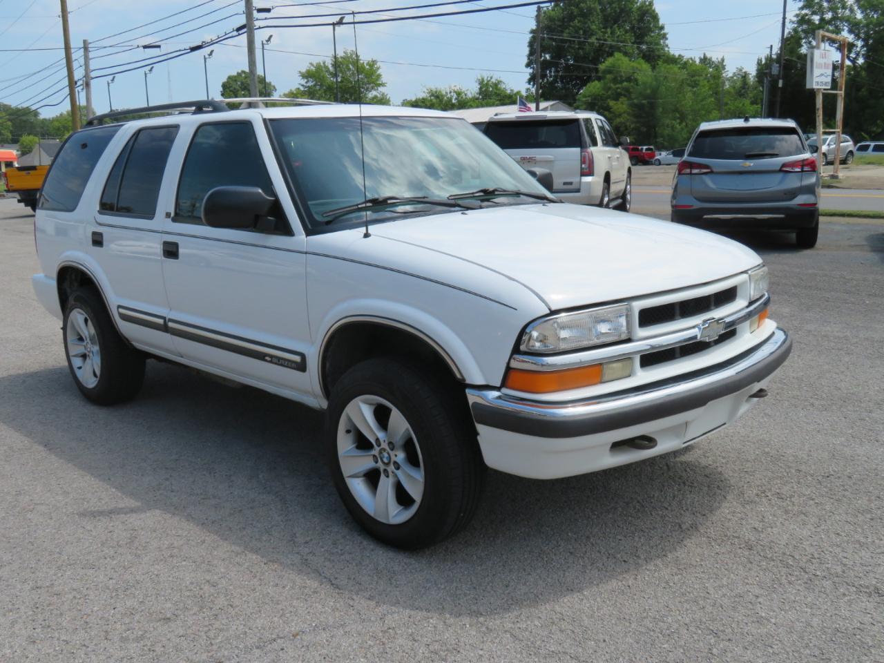 Chevrolet Blazer 4dr 4WD LT 2000