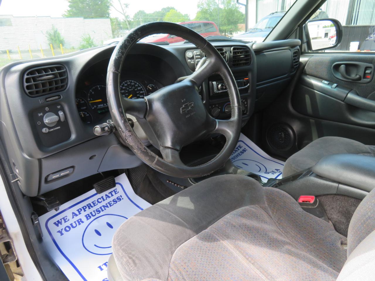 Chevrolet Blazer 4dr 4WD LT 2000
