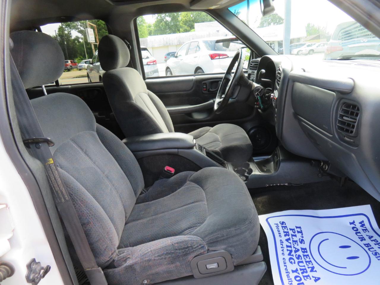 Chevrolet Blazer 4dr 4WD LT 2000