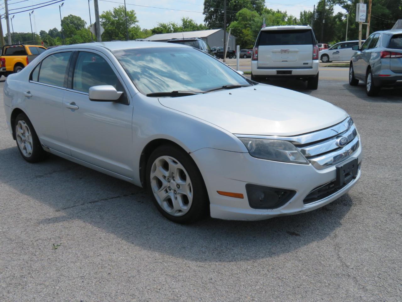 Ford Fusion 4dr Sdn SE FWD 2010