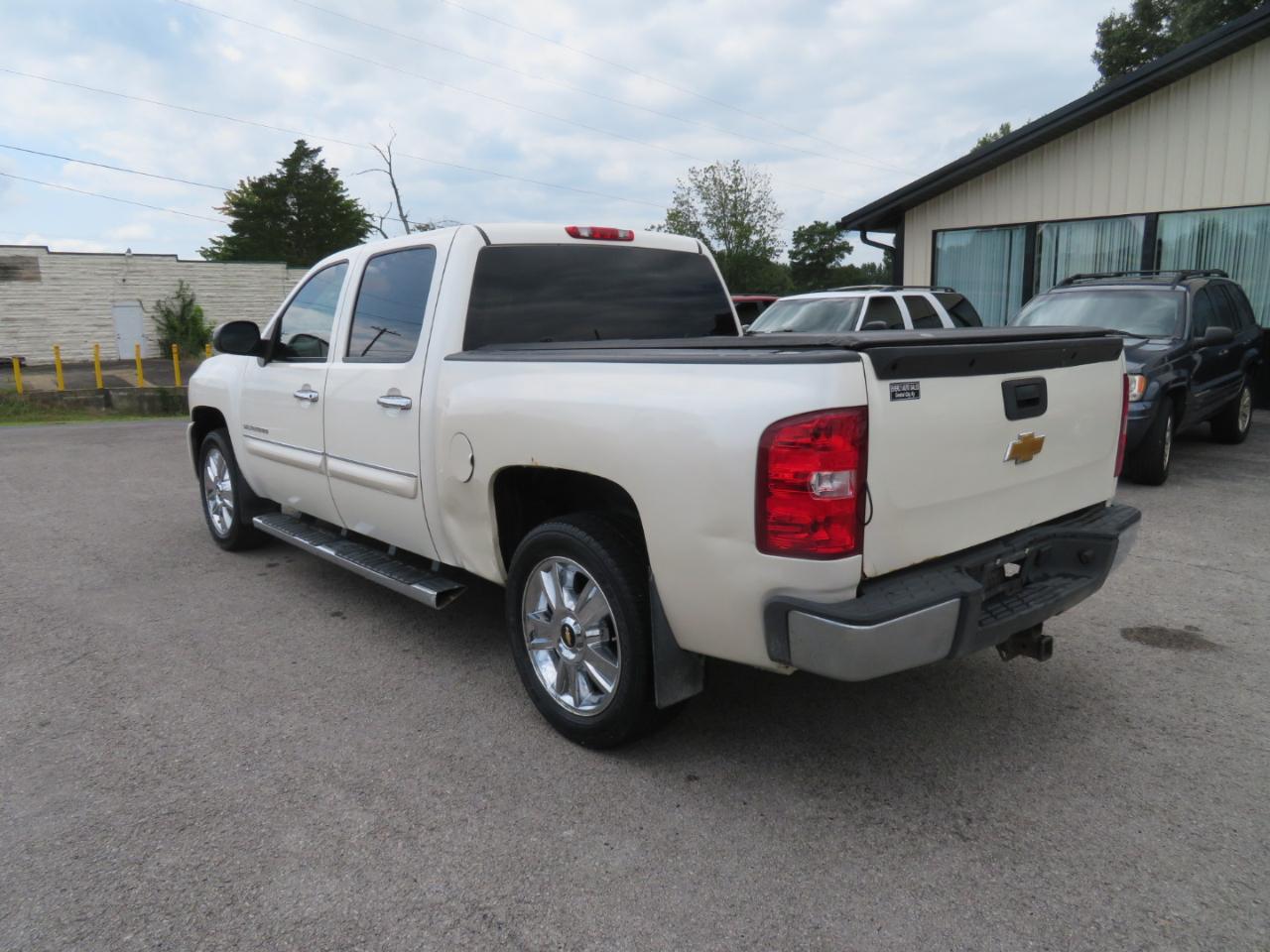 Chevrolet Silverado 1500 4WD Crew Cab 143.5" LTZ 2012