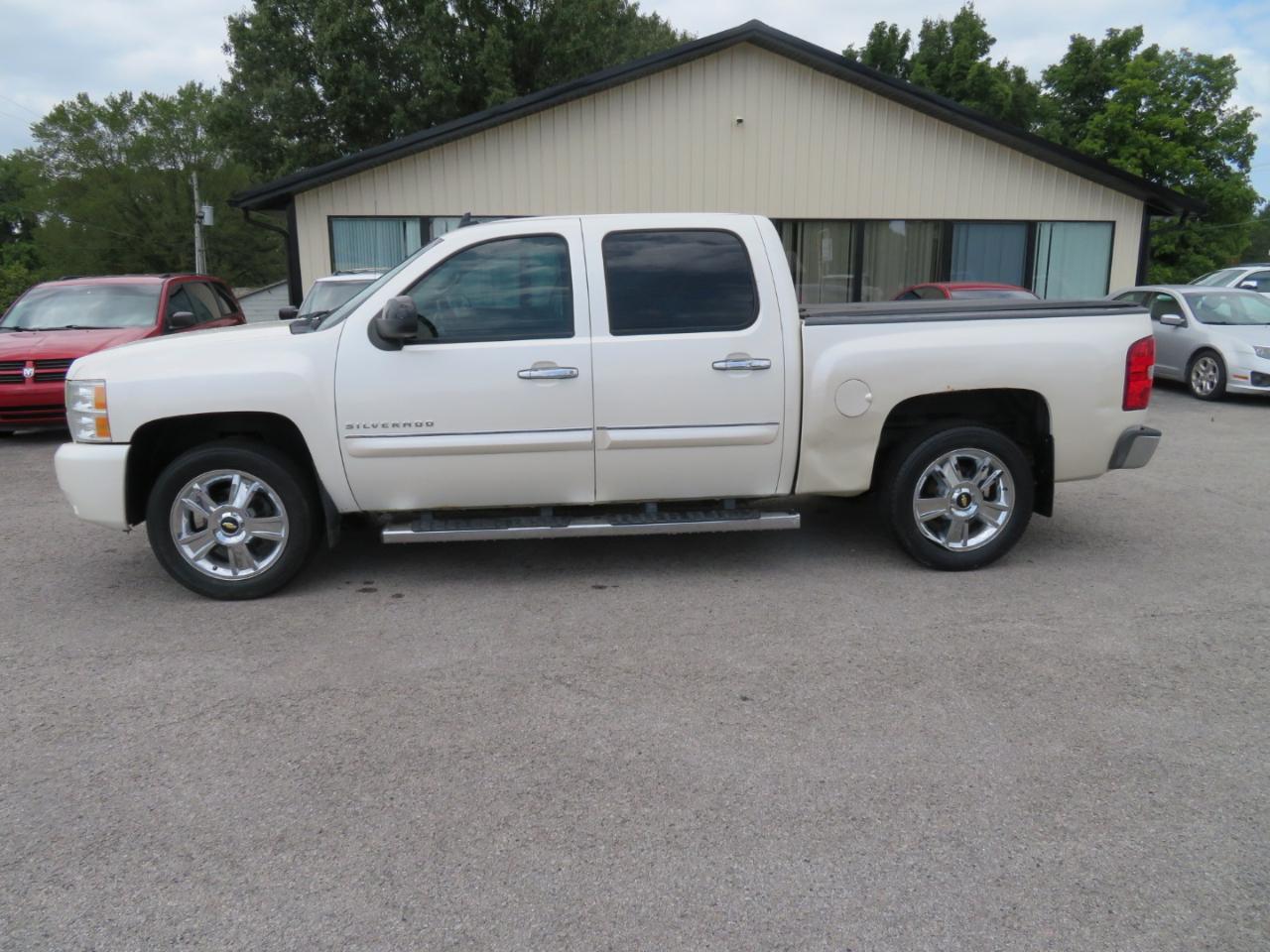 Chevrolet Silverado 1500 4WD Crew Cab 143.5" LTZ 2012