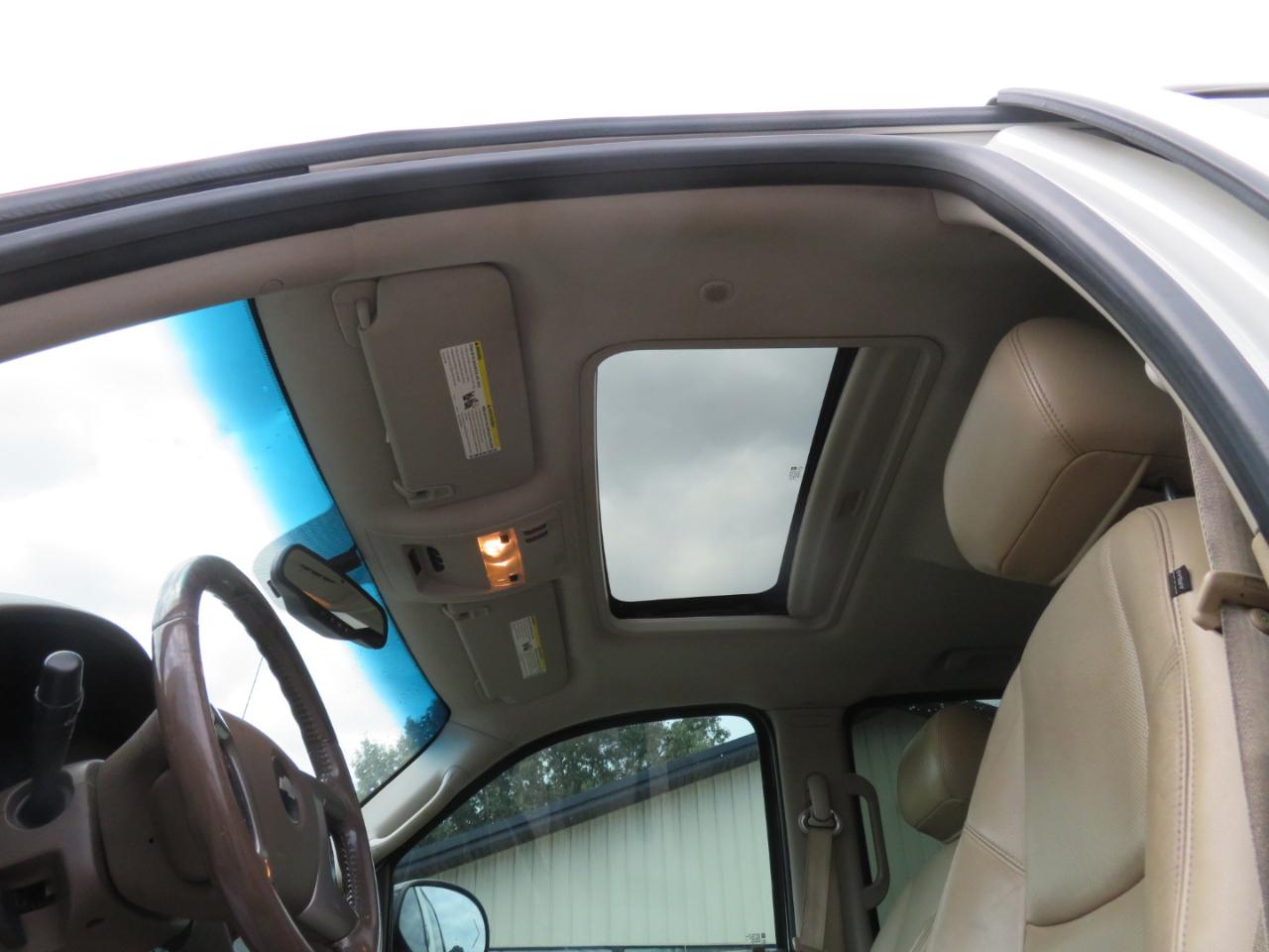 Chevrolet Silverado 1500 4WD Crew Cab 143.5" LTZ 2012