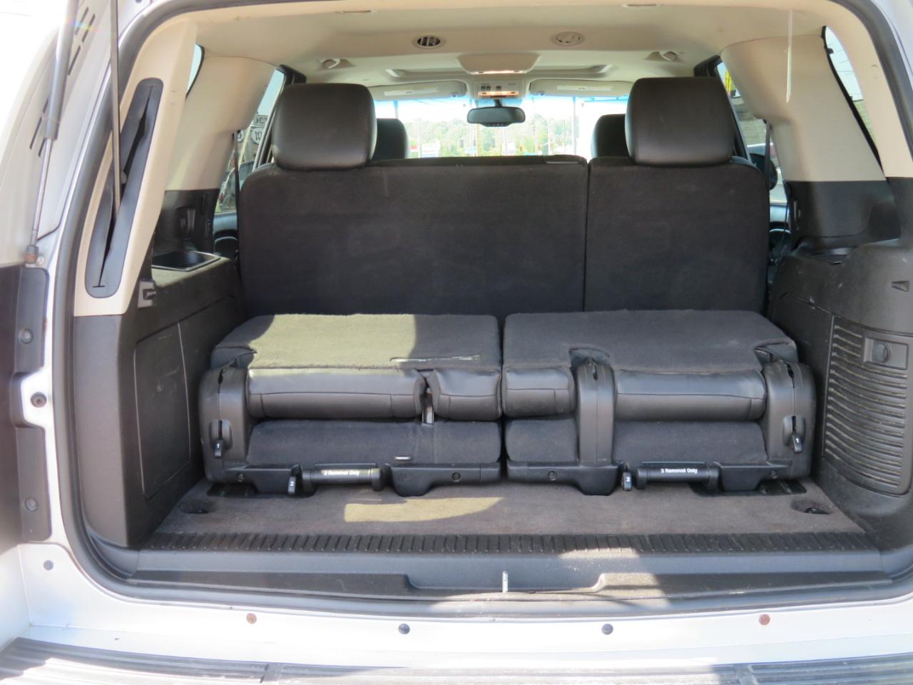 Chevrolet Tahoe 4WD 4dr 1500 LT 2012