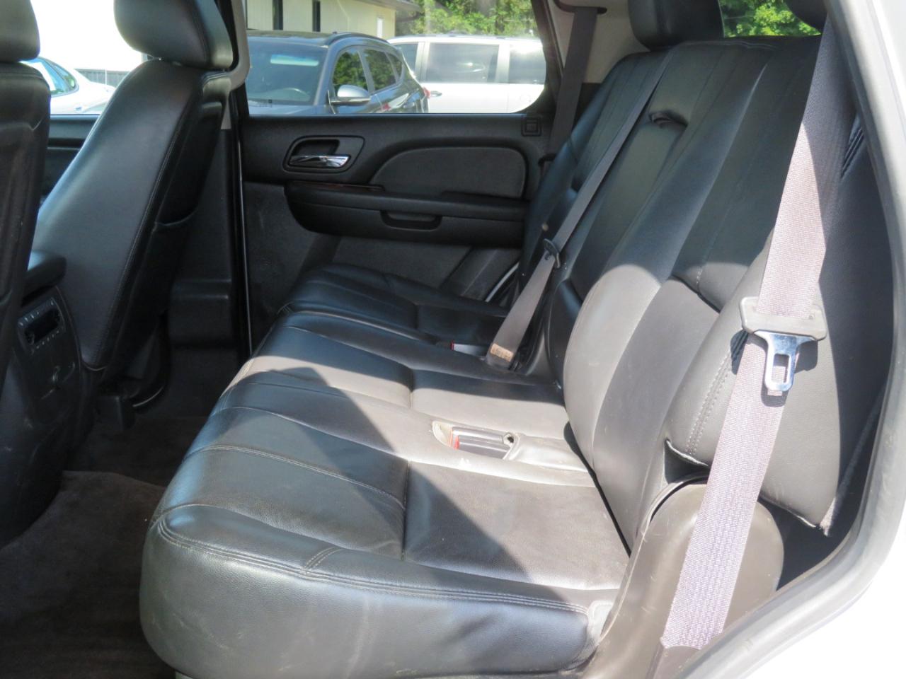 Chevrolet Tahoe 4WD 4dr 1500 LT 2012