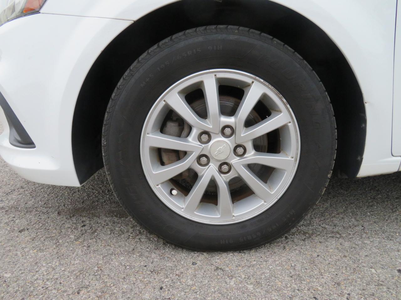 Chevrolet Sonic 4dr Sdn Auto LT 2017