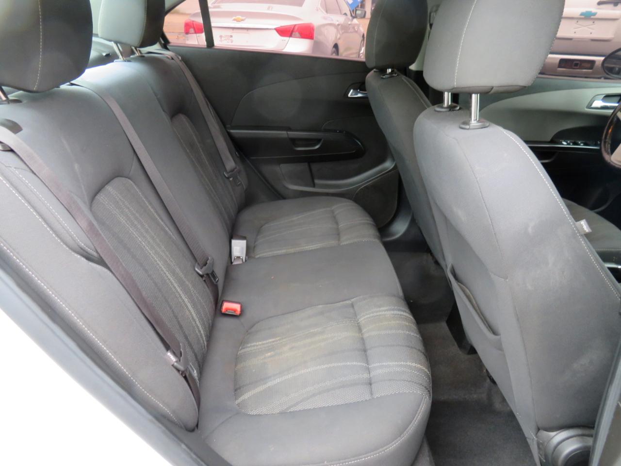 Chevrolet Sonic 4dr Sdn Auto LT 2017