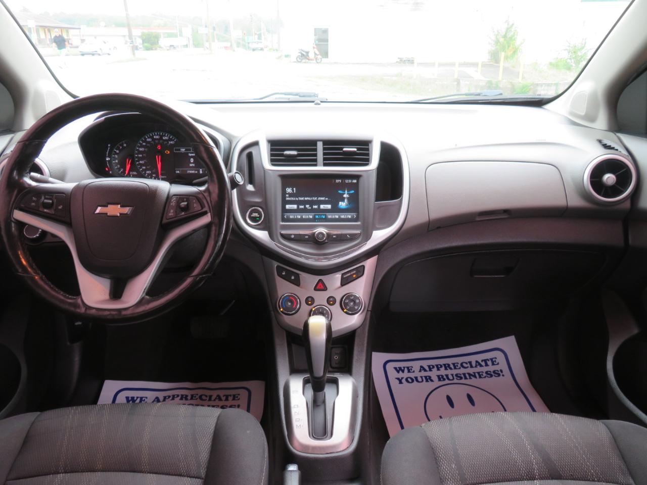 Chevrolet Sonic 4dr Sdn Auto LT 2017
