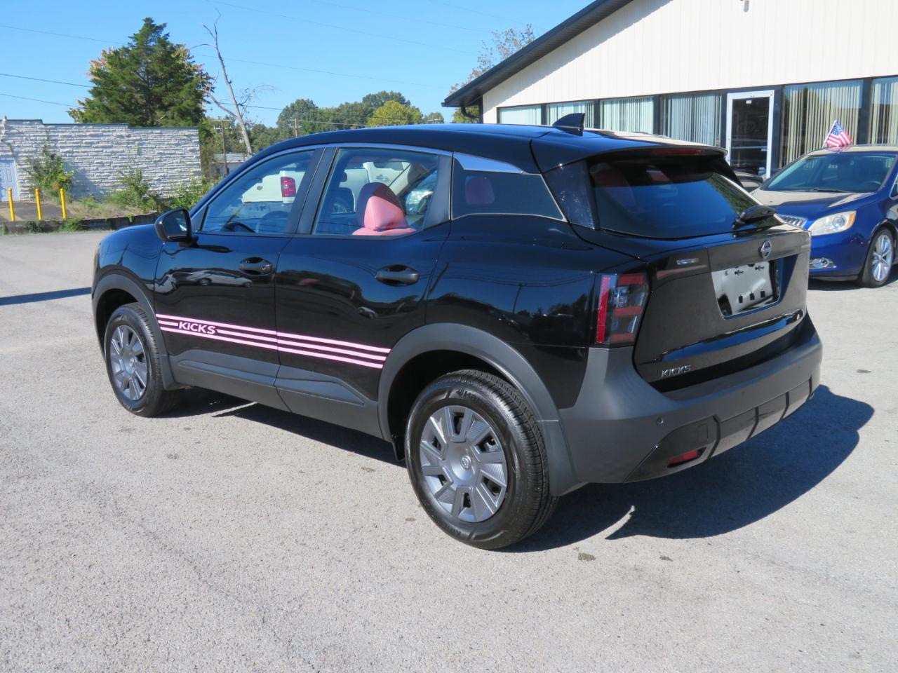Nissan Kicks S FWD 2026