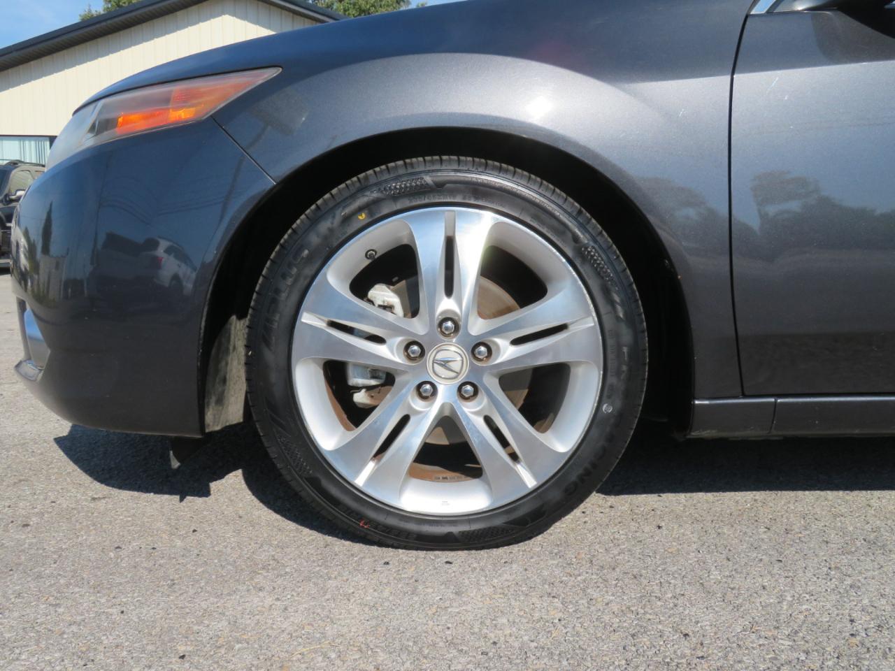 Acura TSX 4dr Sdn V6 Auto 2011
