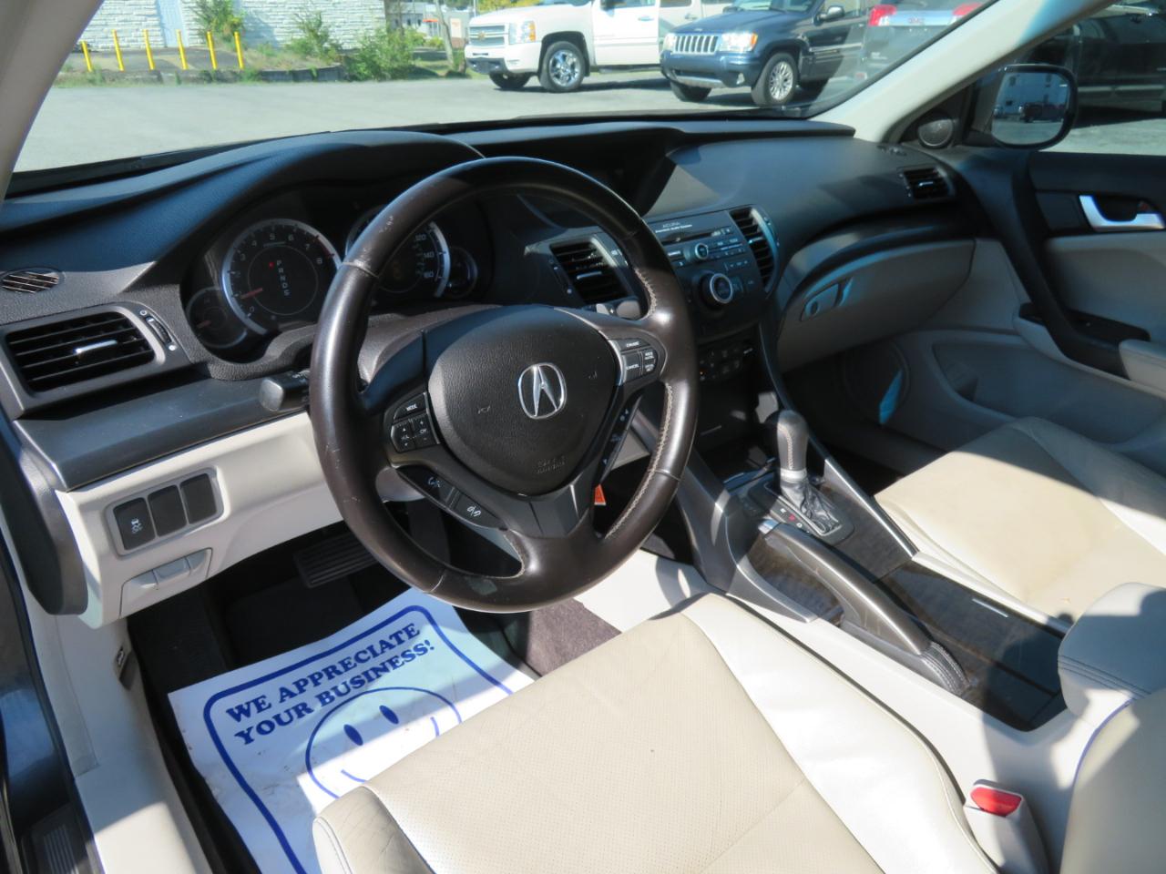 Acura TSX 4dr Sdn V6 Auto 2011
