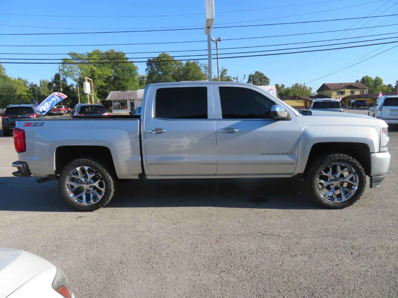 Chevrolet Silverado 1500 4WD Crew Cab 143.5" LTZ w/2LZ 2018
