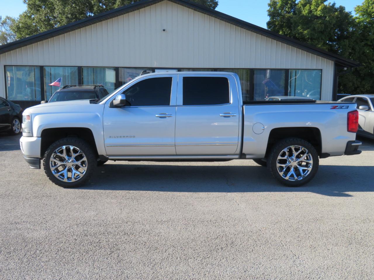 Chevrolet Silverado 1500 4WD Crew Cab 143.5" LTZ w/2LZ 2018