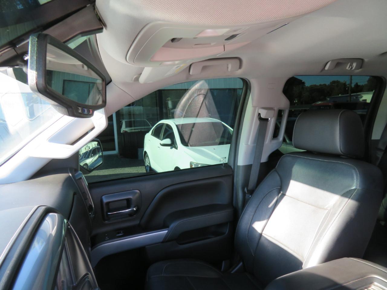 Chevrolet Silverado 1500 4WD Crew Cab 143.5" LTZ w/2LZ 2018