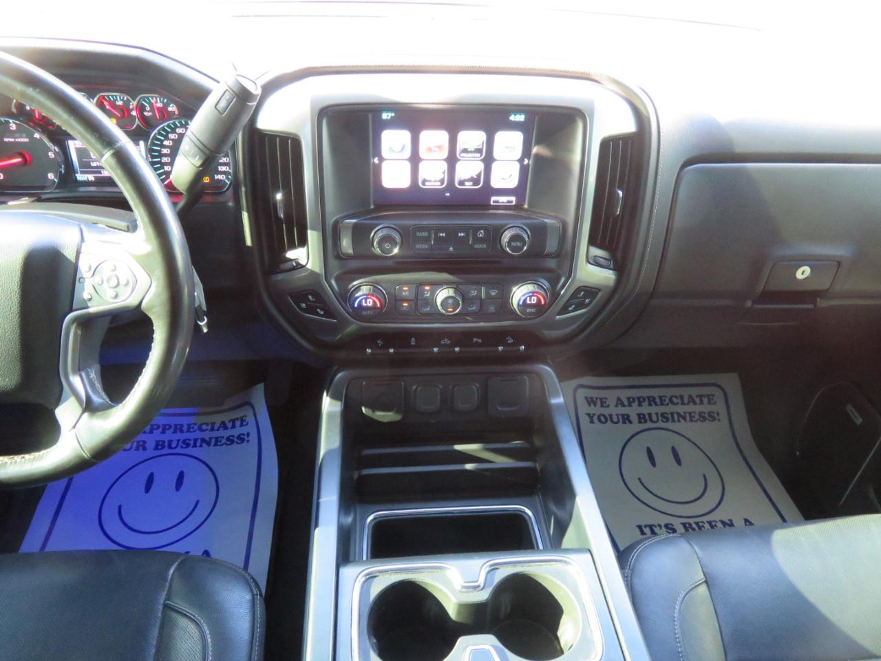 Chevrolet Silverado 1500 4WD Crew Cab 143.5" LTZ w/2LZ 2018