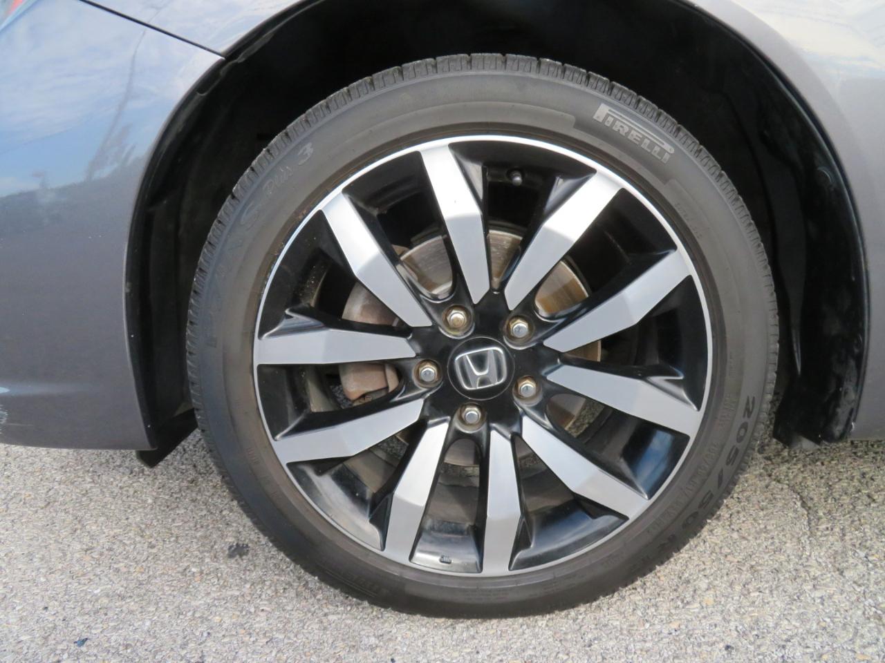 Honda Civic Sedan 4dr CVT EX-L 2015