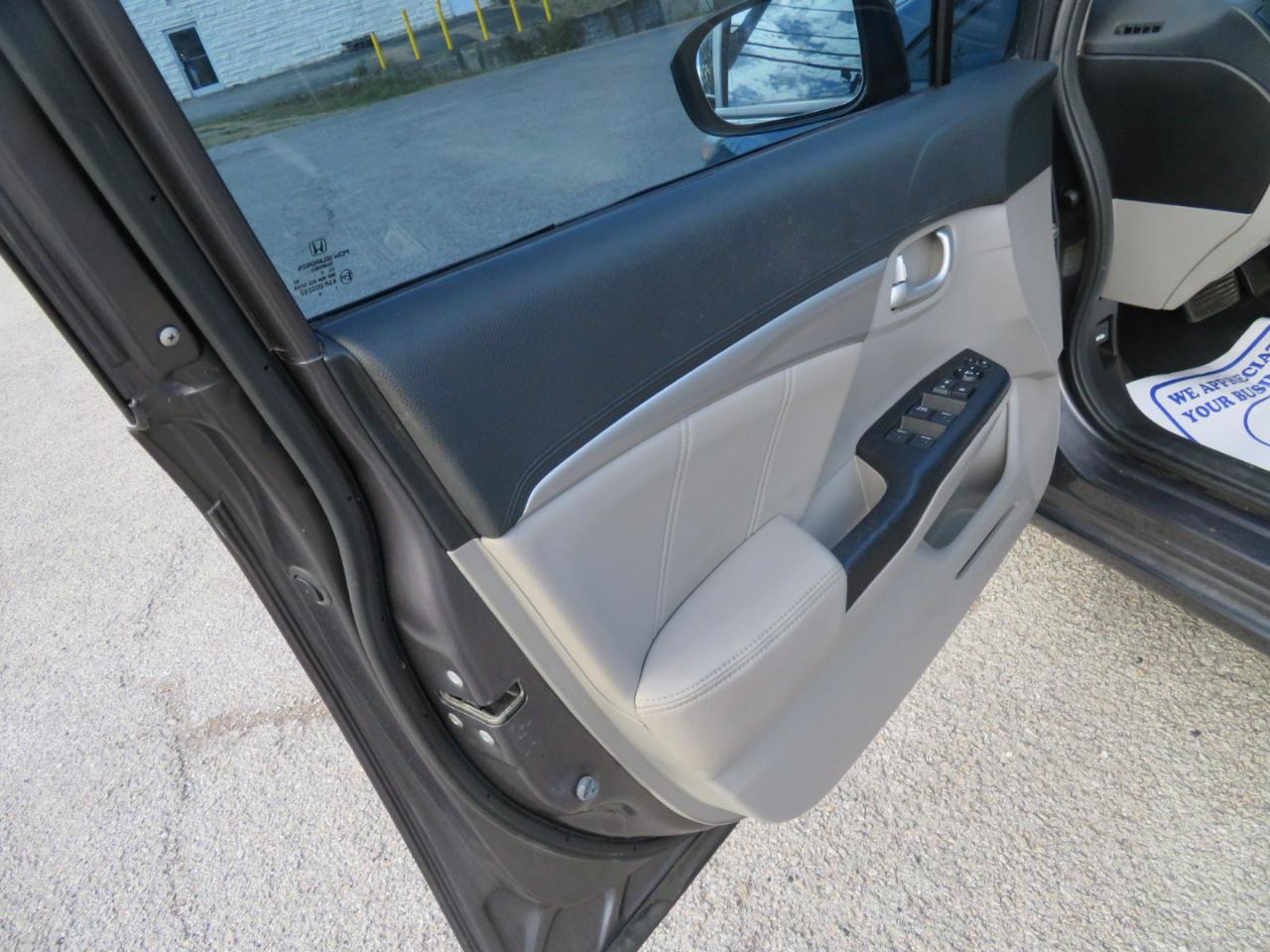 Honda Civic Sedan 4dr CVT EX-L 2015