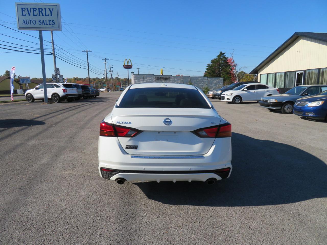 Nissan Altima 2.5 SL Sedan 2020