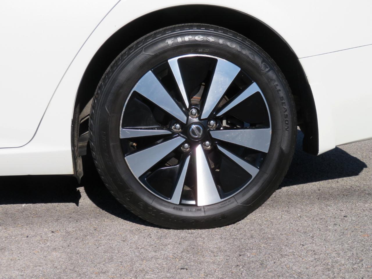 Nissan Altima 2.5 SL Sedan 2020