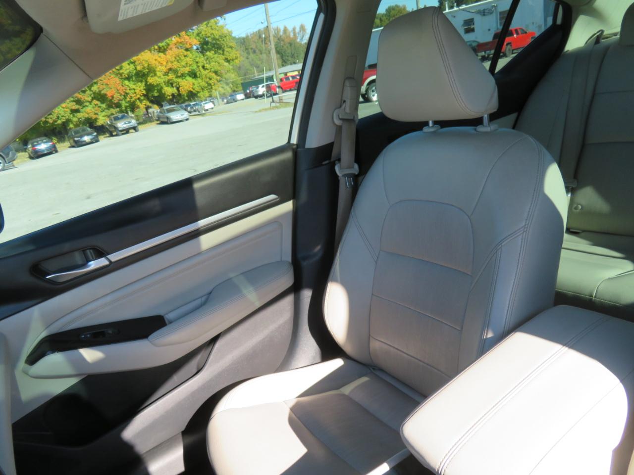 Nissan Altima 2.5 SL Sedan 2020