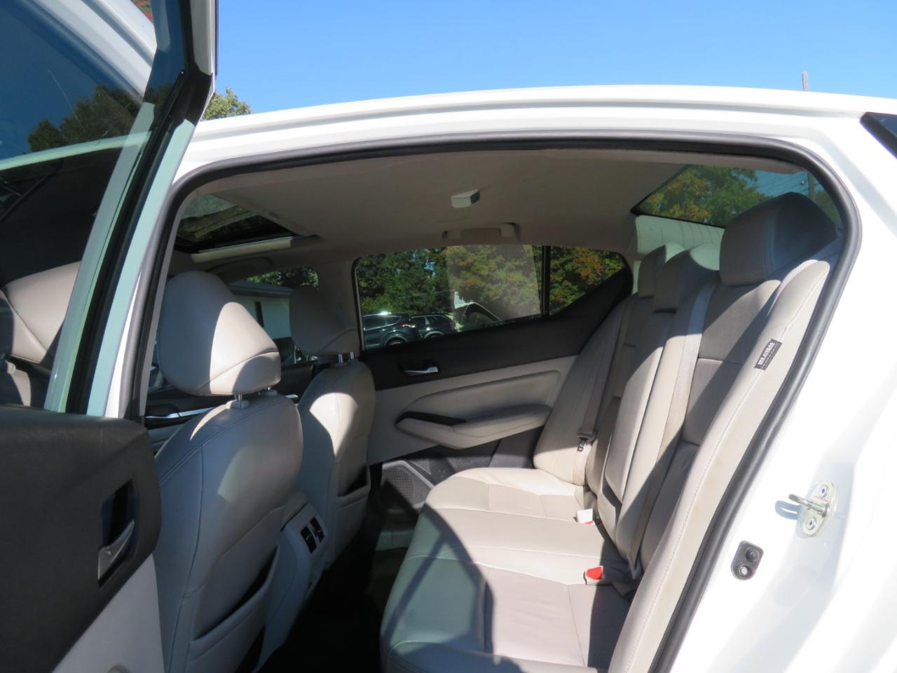 Nissan Altima 2.5 SL Sedan 2020