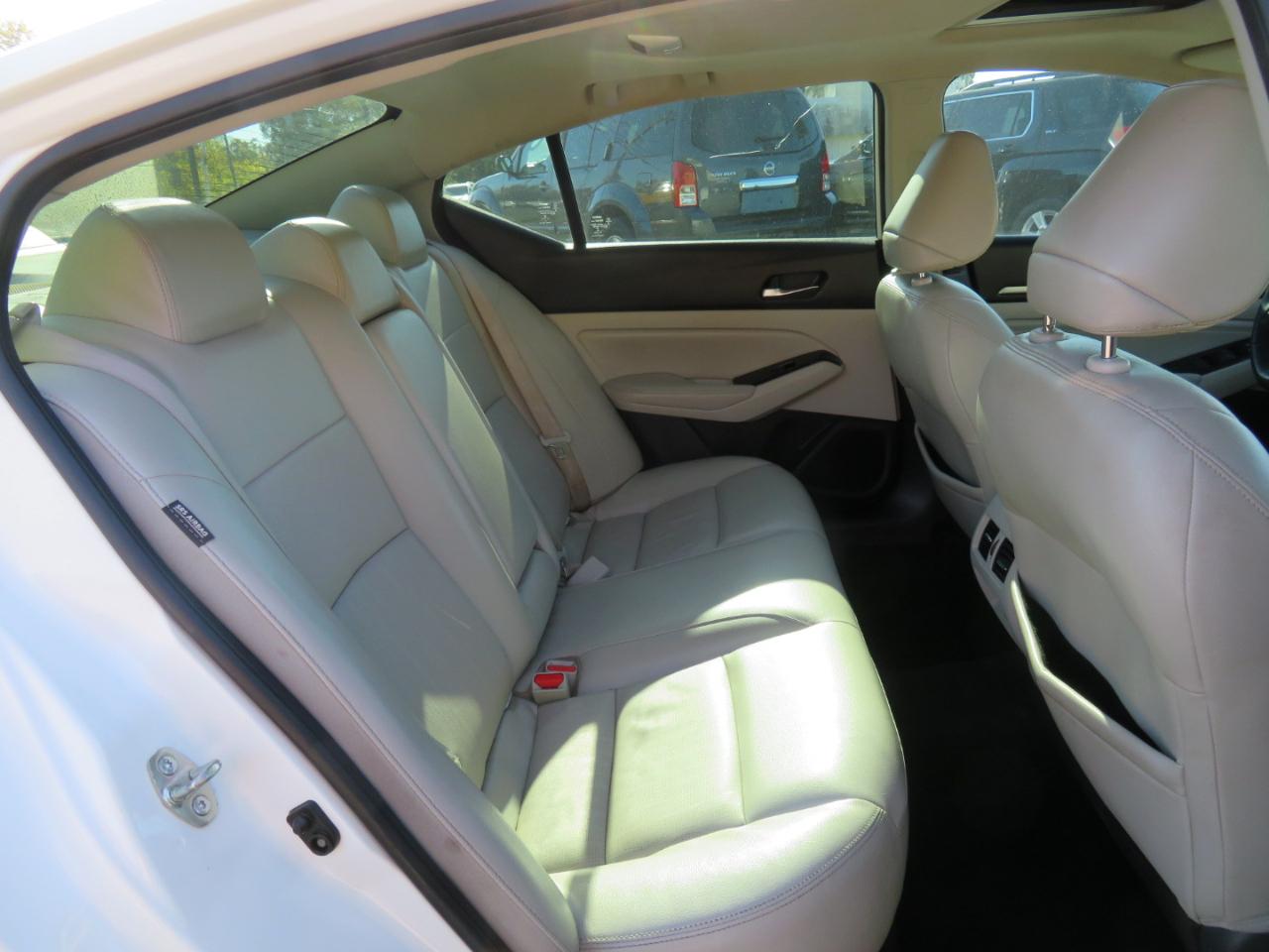 Nissan Altima 2.5 SL Sedan 2020