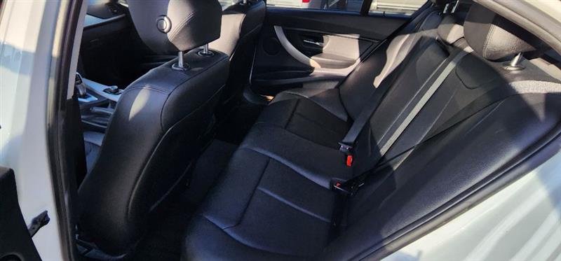 BMW 3-Series  2015