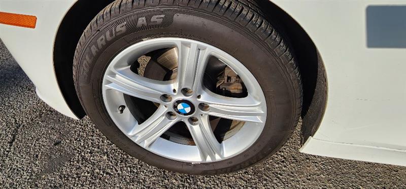 BMW 3-Series  2015