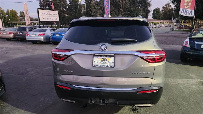 2018 Buick Enclave Essence photo 4