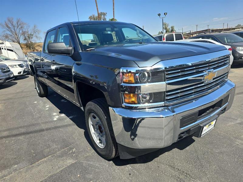 Chevrolet Silverado photo 5