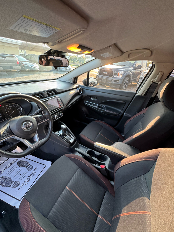 Nissan Versa SR 2021 Nissan Versa SR 2021