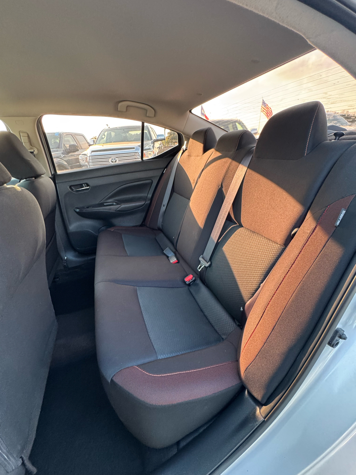 Nissan Versa SR 2021 Nissan Versa SR 2021