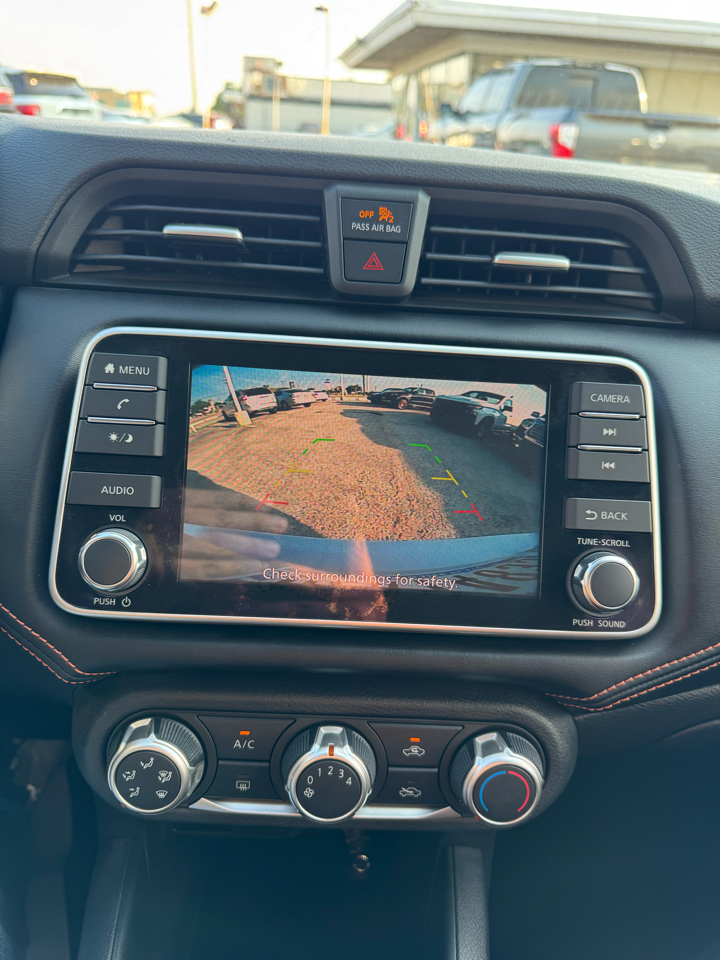 Nissan Versa SR 2021 Nissan Versa SR 2021