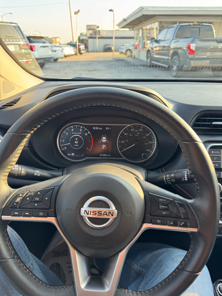 Nissan Versa SR 2021 Nissan Versa SR 2021