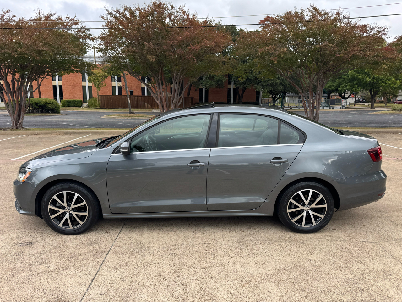 Volkswagen Jetta 1.4T SE 6A 2017 Volkswagen Jetta 1.4T SE 6A 2017