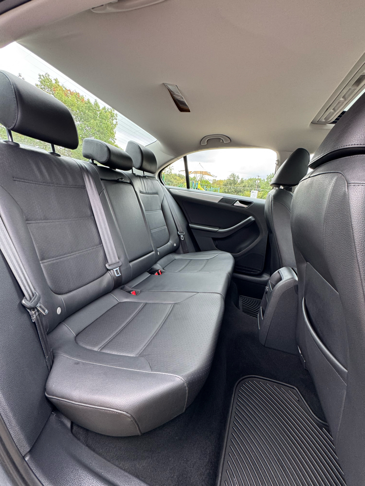 Volkswagen Jetta 1.4T SE 6A 2017 Volkswagen Jetta 1.4T SE 6A 2017