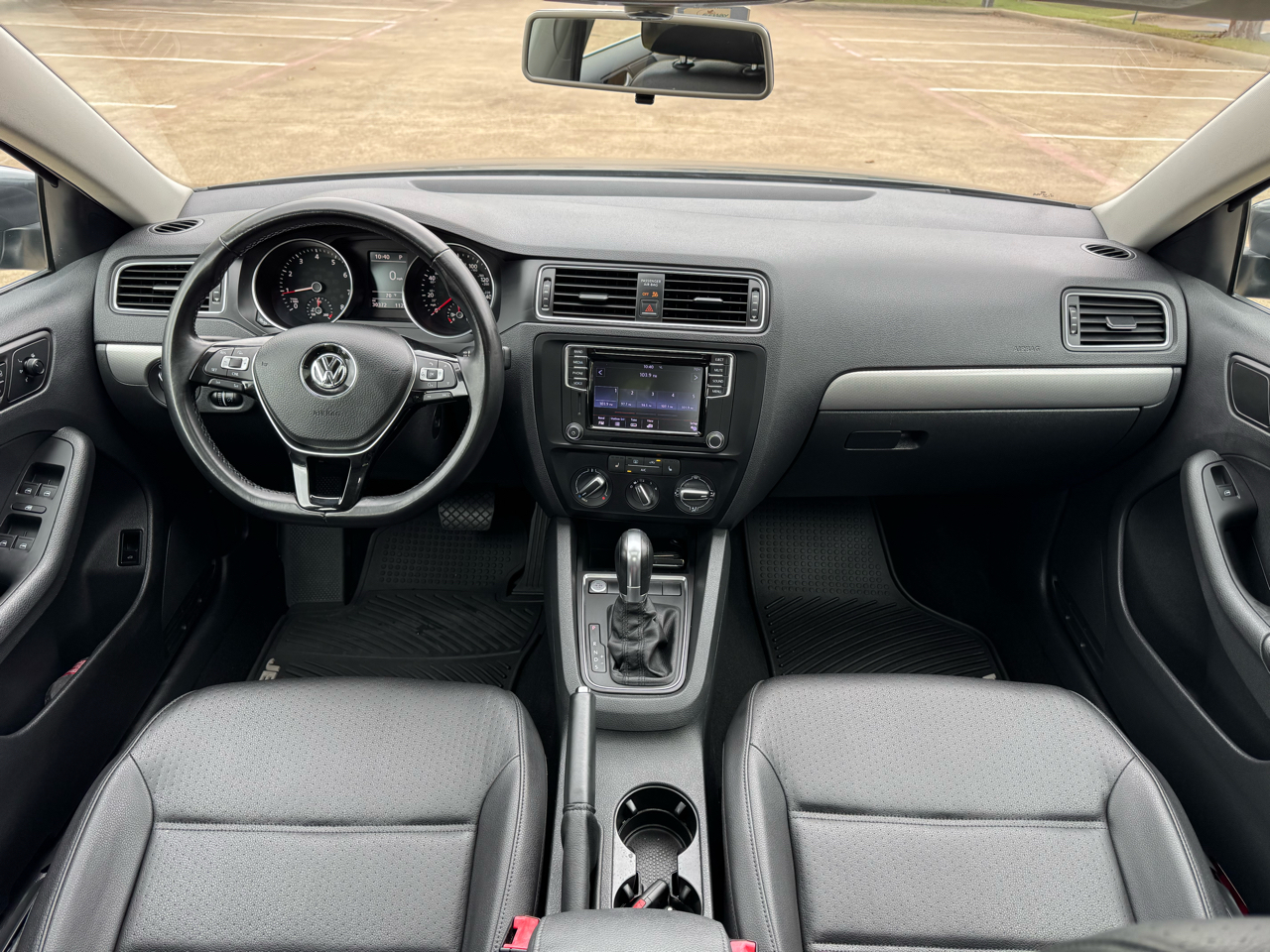 Volkswagen Jetta 1.4T SE 6A 2017 Volkswagen Jetta 1.4T SE 6A 2017