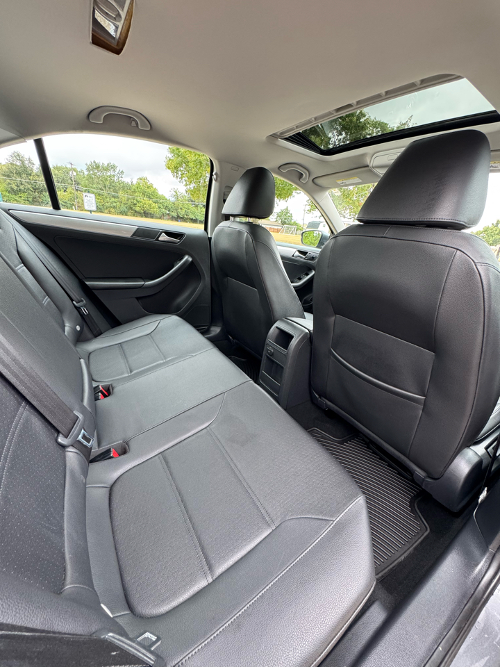 Volkswagen Jetta 1.4T SE 6A 2017 Volkswagen Jetta 1.4T SE 6A 2017