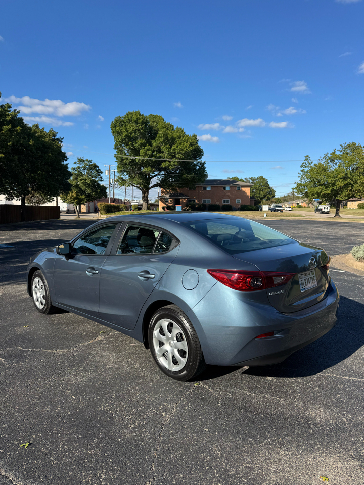 Mazda MAZDA3 i Sport AT 4-Door 2015 Mazda MAZDA3 i Sport AT 4-Door 2015