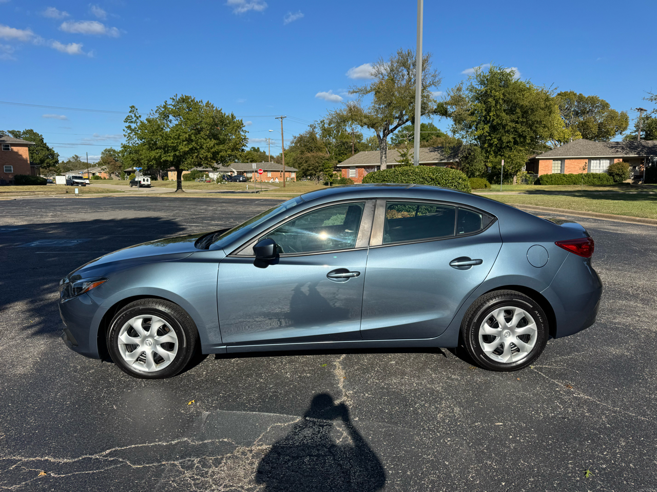 Mazda MAZDA3 i Sport AT 4-Door 2015 Mazda MAZDA3 i Sport AT 4-Door 2015