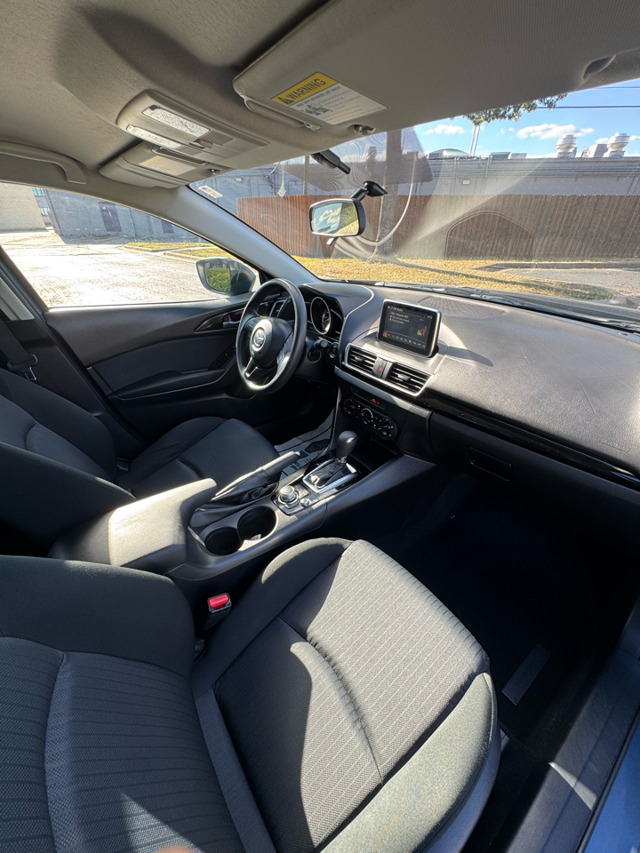 Mazda MAZDA3 i Sport AT 4-Door 2015 Mazda MAZDA3 i Sport AT 4-Door 2015