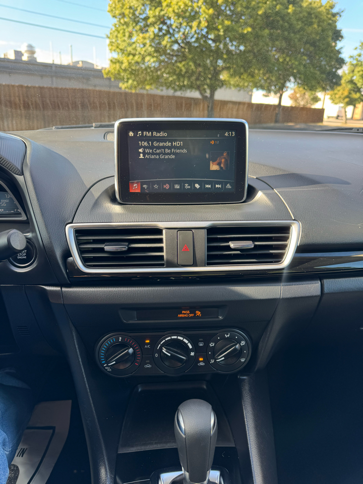 Mazda MAZDA3 i Sport AT 4-Door 2015 Mazda MAZDA3 i Sport AT 4-Door 2015