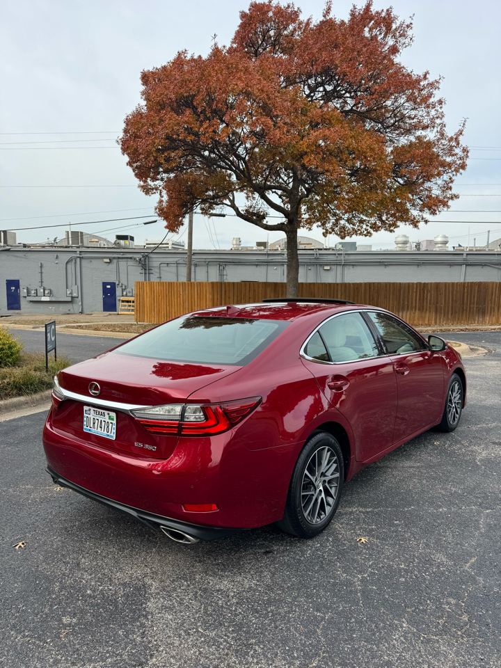 Lexus ES 350 Sedan 2017