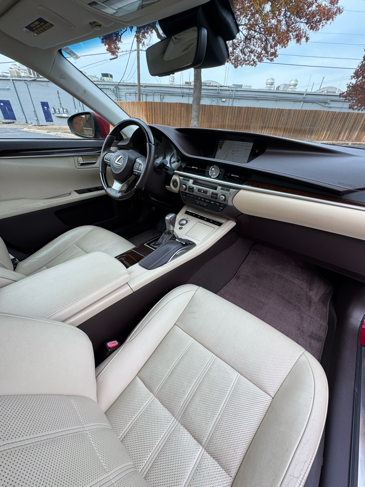 Lexus ES 350 Sedan 2017