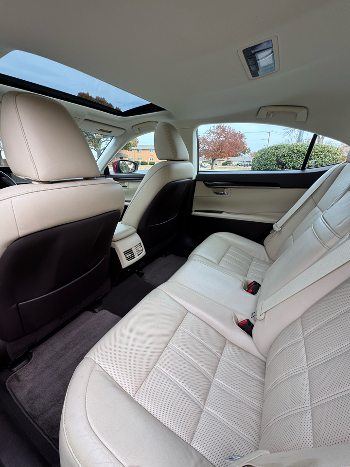 Lexus ES 350 Sedan 2017