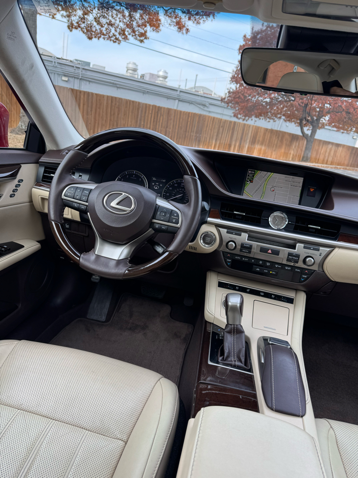 Lexus ES 350 Sedan 2017
