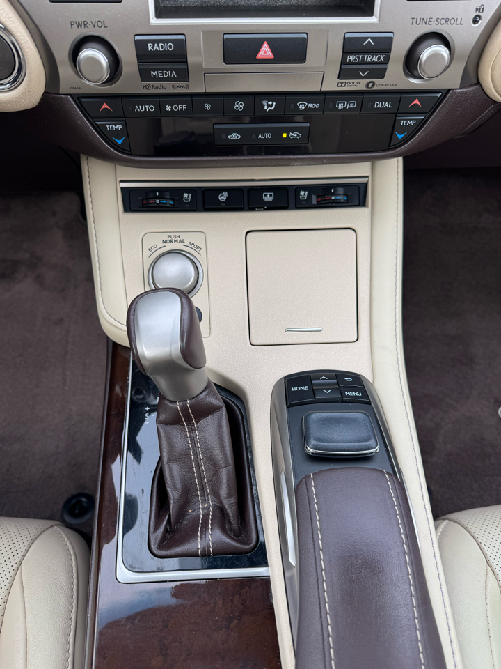 Lexus ES 350 Sedan 2017